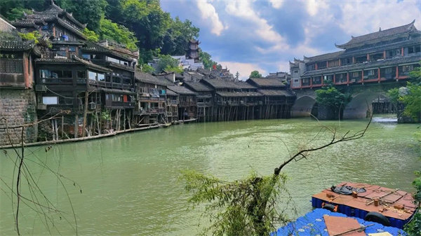 “湘”約鳳凰，相守未來——2022博皓快樂湖南行    -22