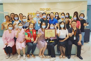 捐獻(xiàn)青春熱血，彩繪人生畫卷